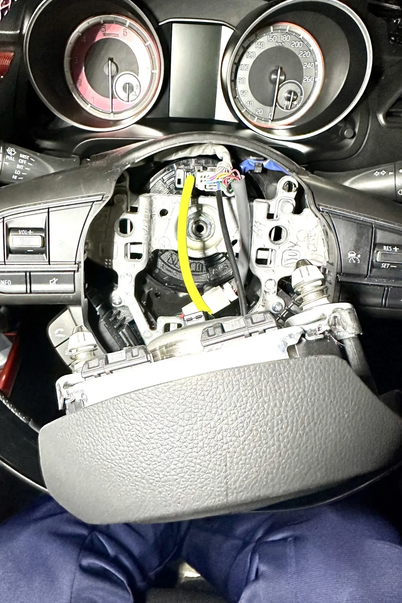 WORKS BELLステアリングスイッチ移設キットでハンドル交換取り付け方法 - 画像8