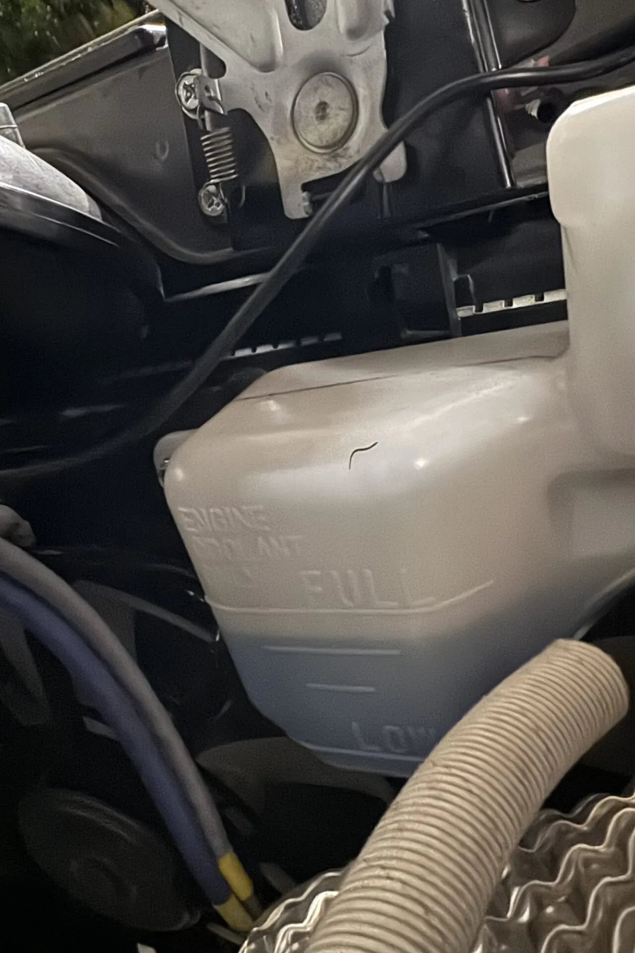 ZC33Sのクーラント（冷却液）をDIY交換する手順を詳しく解説 - 画像20