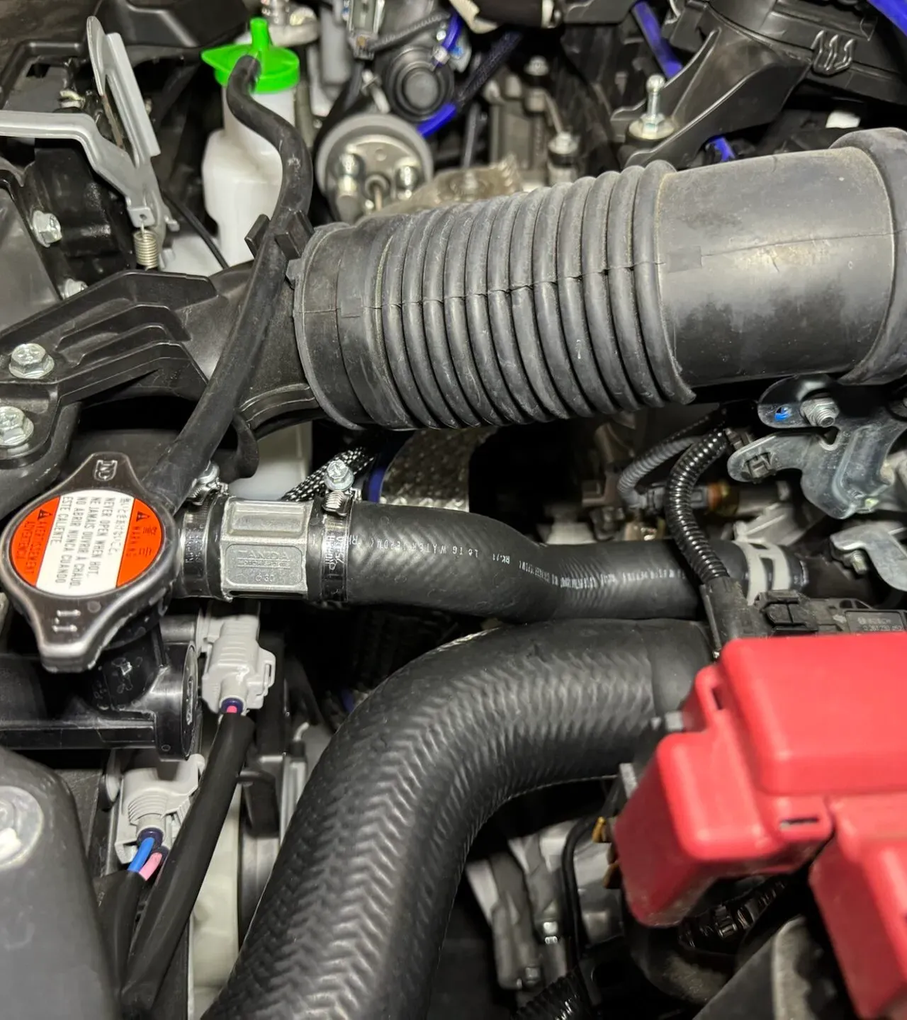 ZC33Sにコルトスピードのハイフローインテークを取り付ける方法 - 画像4