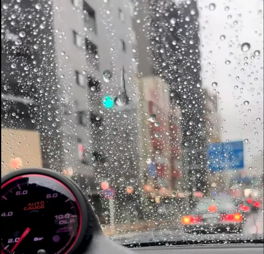 スイフトスポーツ(ZC33S)のガラス撥水をキイロビンGOLDでリセット - 画像20