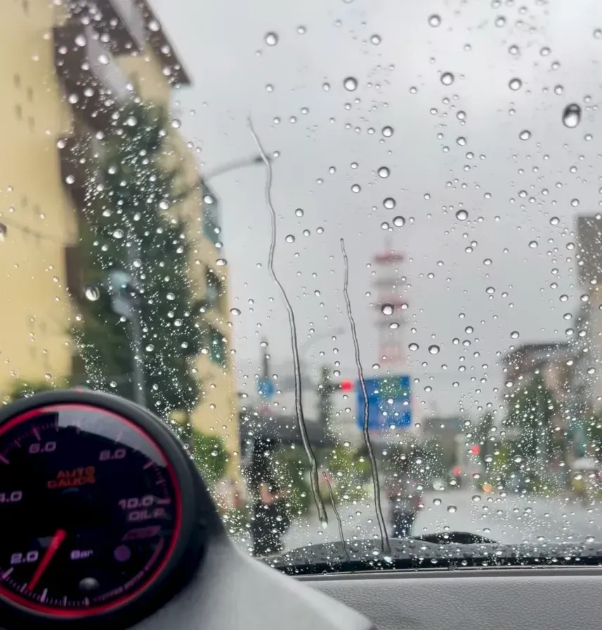 スイフトスポーツ(ZC33S)のガラス撥水をキイロビンGOLDでリセット - 画像22