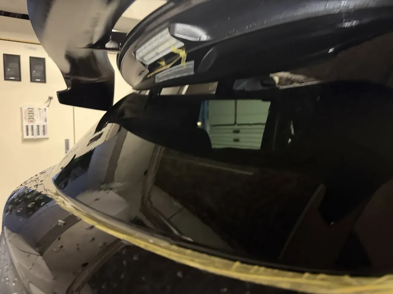 スイフトスポーツ(ZC33S)のガラス撥水をキイロビンGOLDでリセット - 画像9