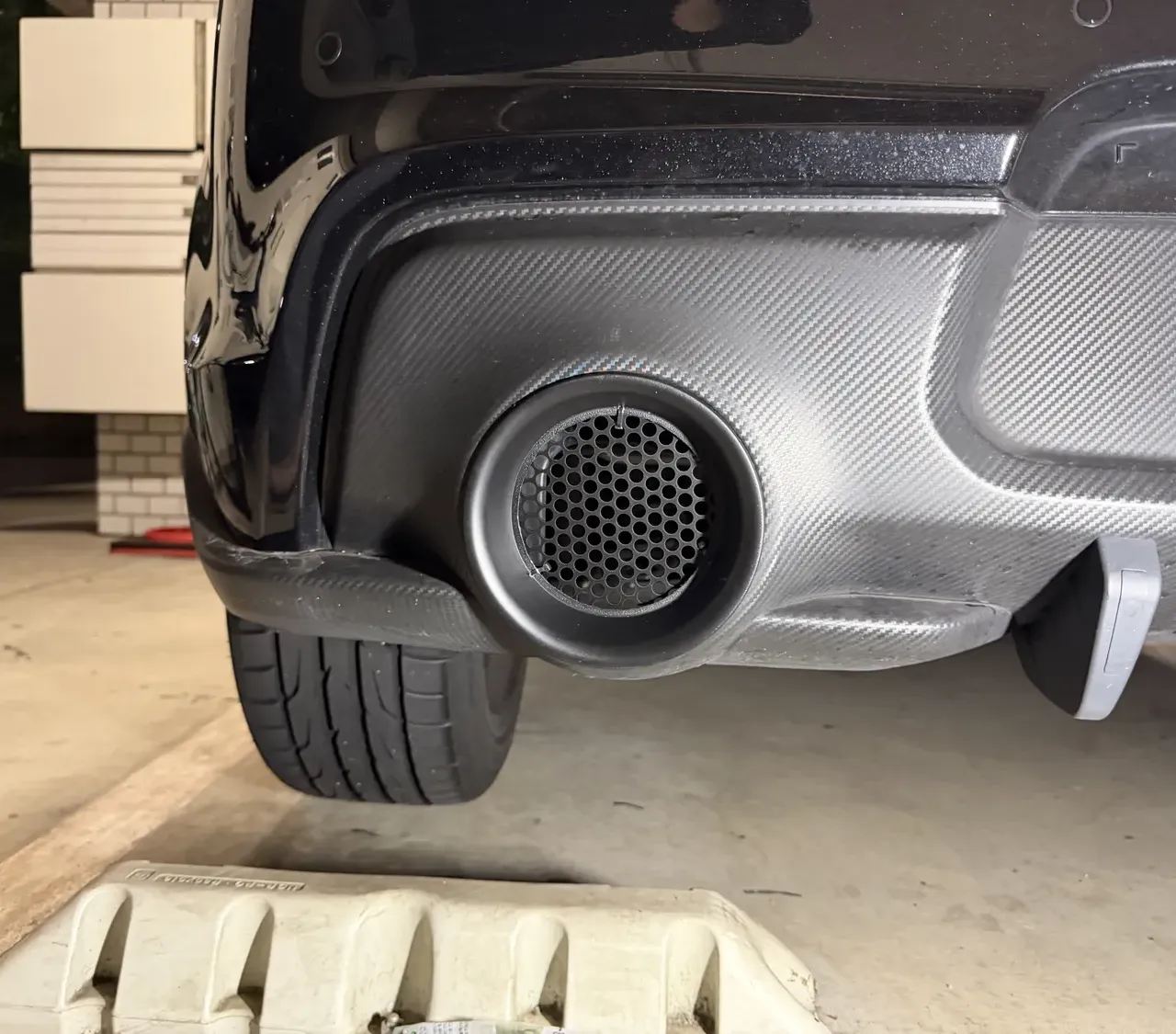 スイフトスポーツ(ZC33S)のマフラー穴をダイソーの鉢皿で塞ぐ - 画像19