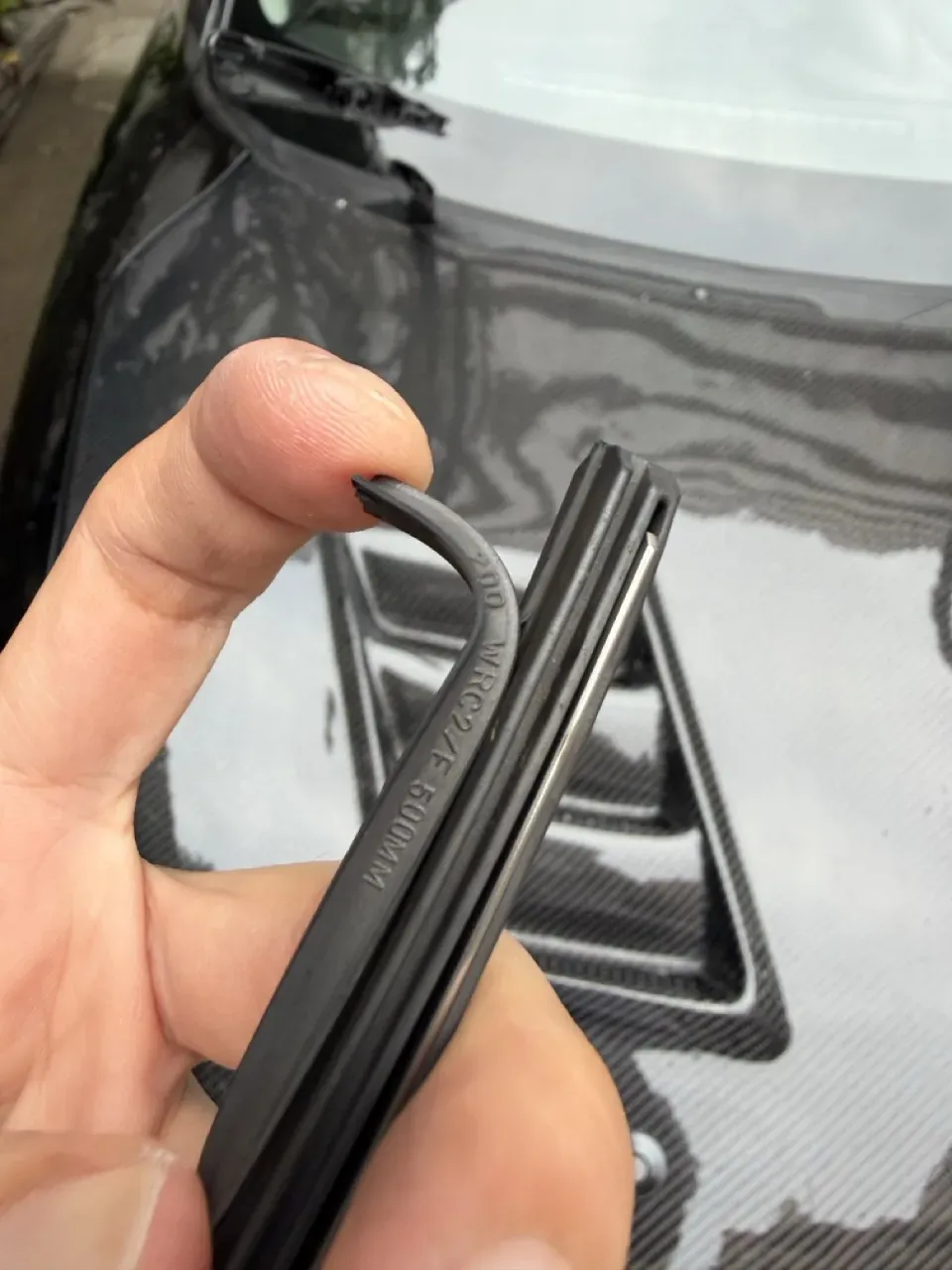 スイフトスポーツ(ZC33S)のワイパーゴムをPIAAに交換 - 画像4